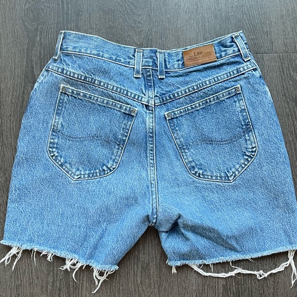 LEE Jean Shorts - Picture 2 of 4
